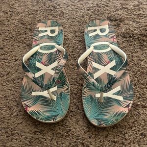 roxy flip flops